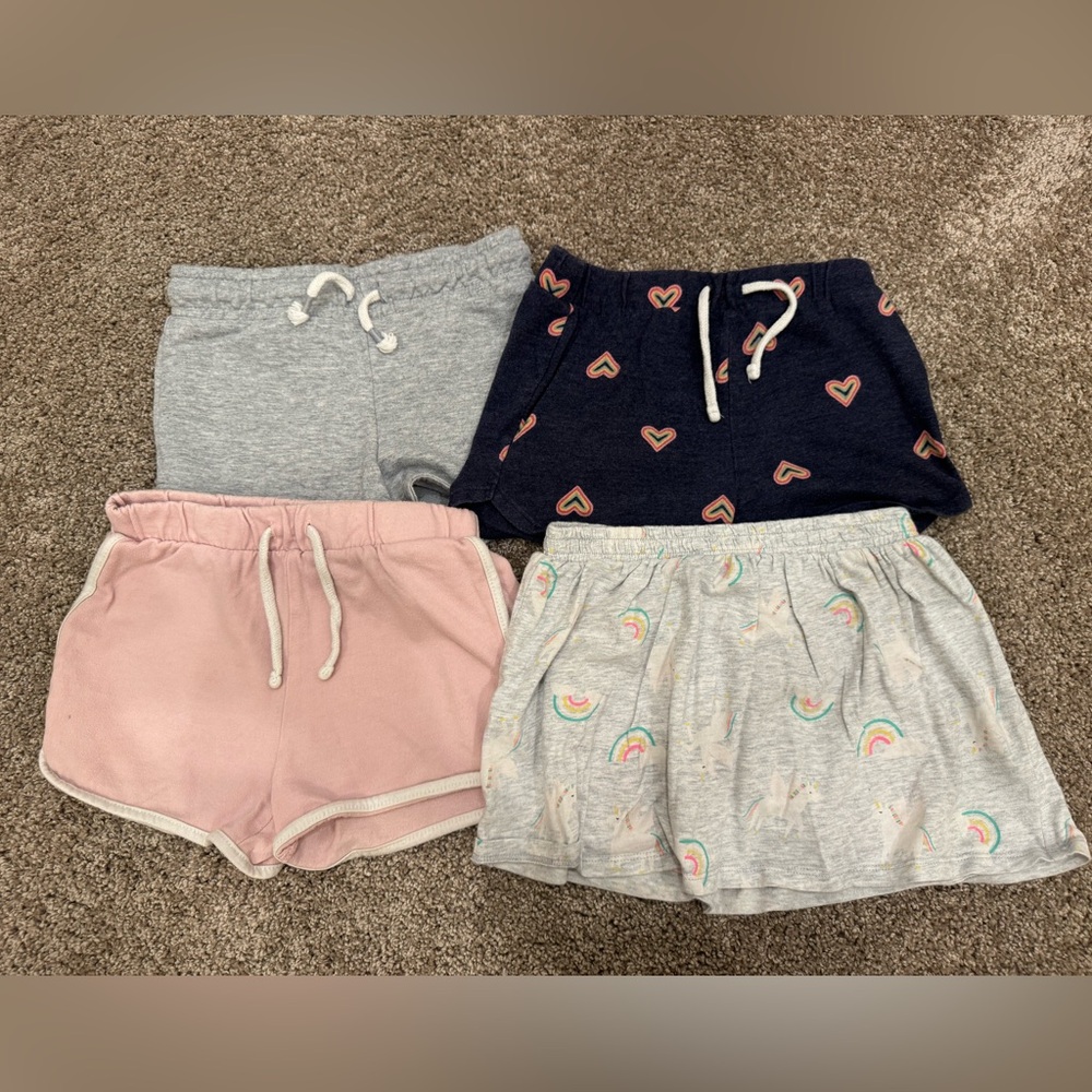 Old Navy Girls' 4-Pack Knit Shorts, Size : 4T (Used )